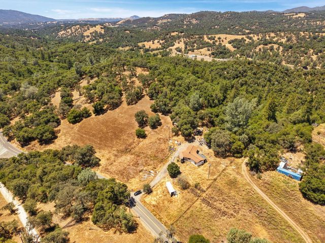 6839 Fricot City Rd, San Andreas, CA 95249