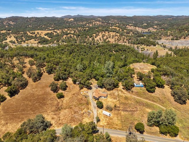6839 Fricot City Rd, San Andreas, CA 95249
