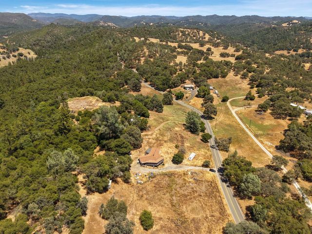6839 Fricot City Rd, San Andreas, CA 95249