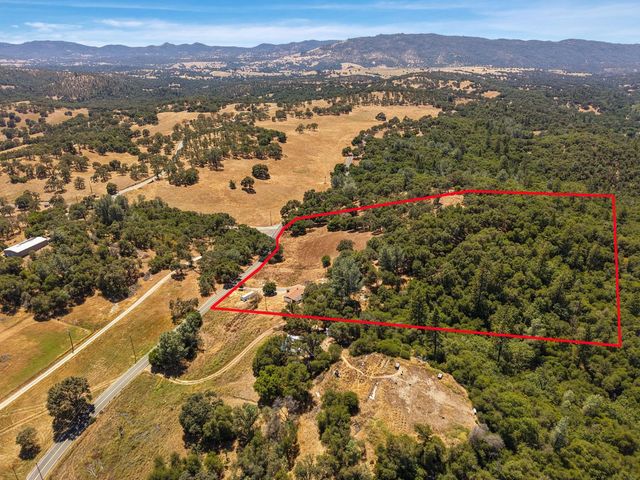 6839 Fricot City Rd, San Andreas, CA 95249