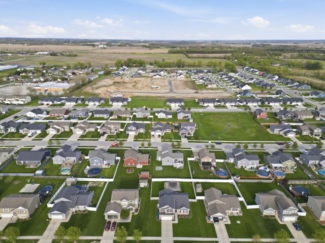 18389 Peggy Sue Drive, Lowell, IN 46356