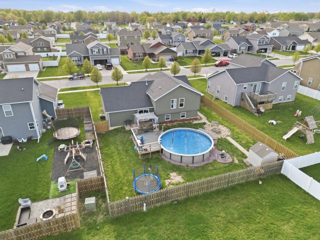 18389 Peggy Sue Drive, Lowell, IN 46356
