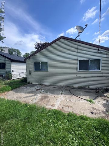 15497 Dixie, Redford, MI 48239