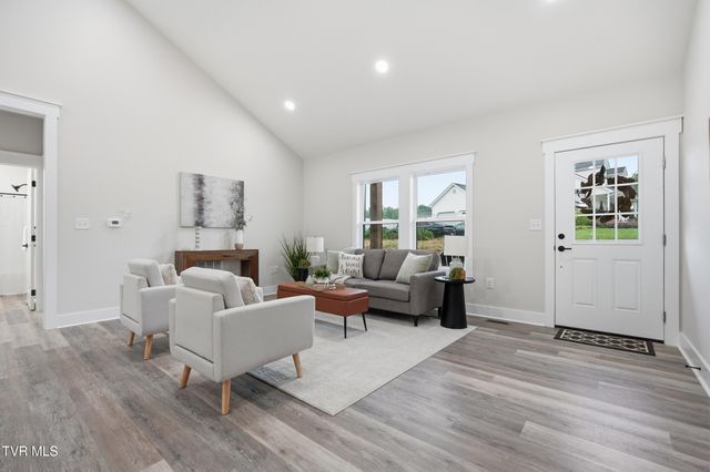 123 Elbert Way, Bristol, VA 24201