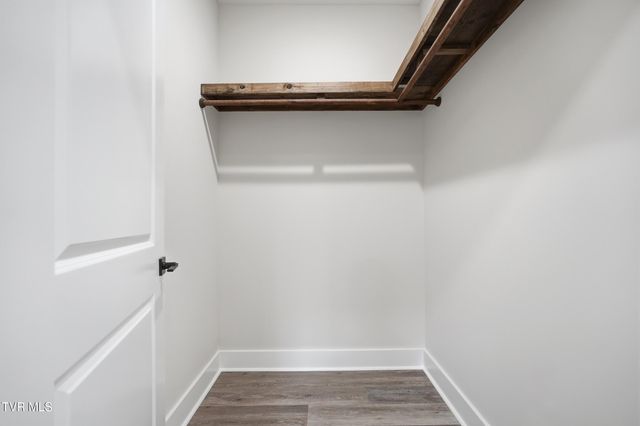 123 Elbert Way, Bristol, VA 24201