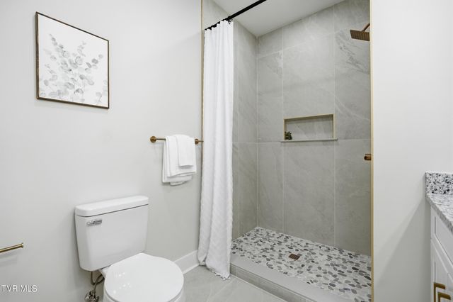 123 Elbert Way, Bristol, VA 24201