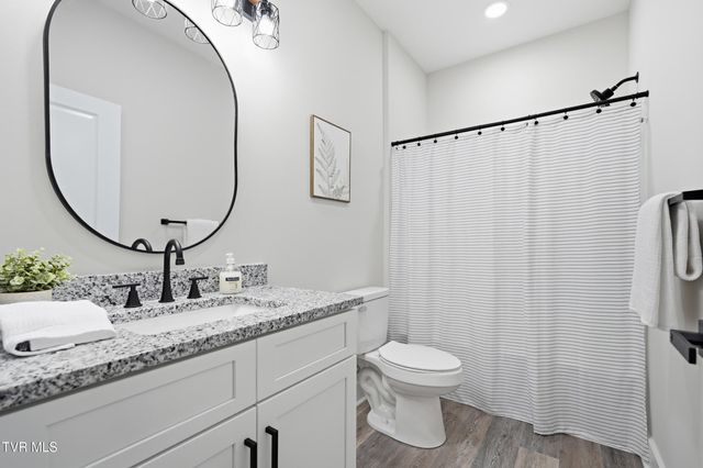 123 Elbert Way, Bristol, VA 24201