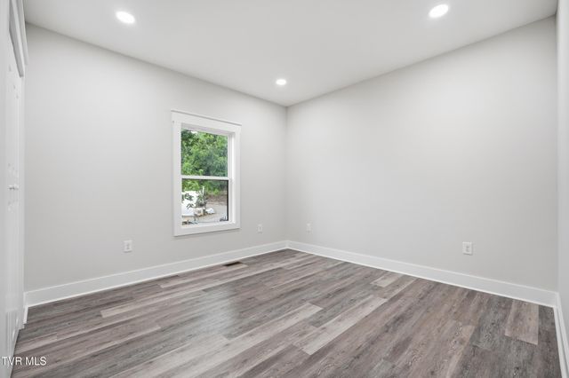 123 Elbert Way, Bristol, VA 24201
