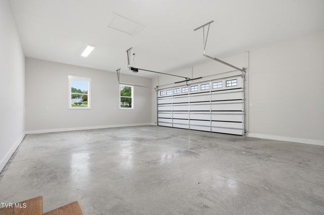 123 Elbert Way, Bristol, VA 24201