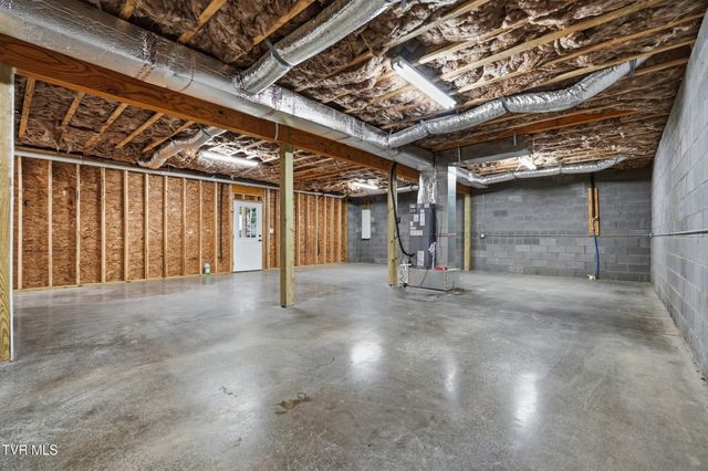 123 Elbert Way, Bristol, VA 24201
