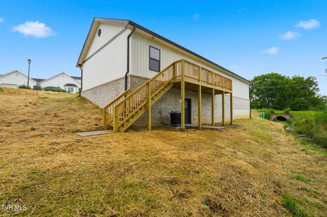 123 Elbert Way, Bristol, VA 24201