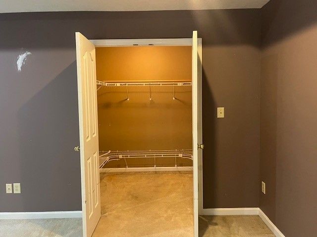 1180 White Dr, Lewisburg, TN 37091