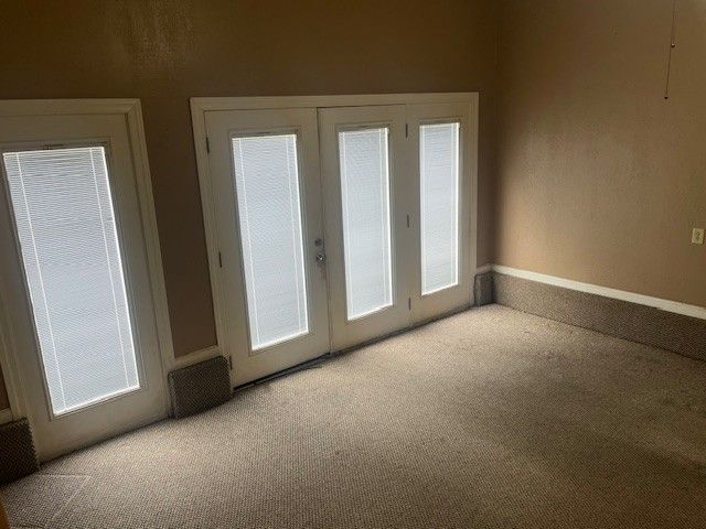 1180 White Dr, Lewisburg, TN 37091