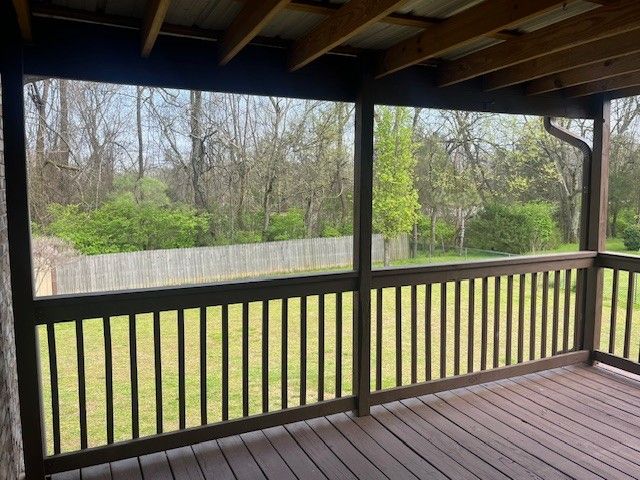 1180 White Dr, Lewisburg, TN 37091