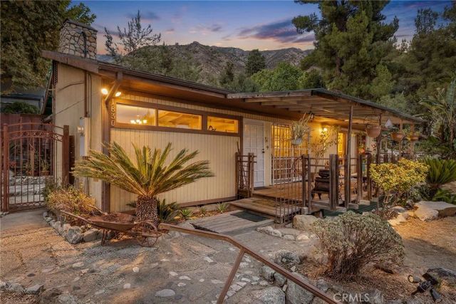 1830 Pasadena Glen Road, Pasadena, CA 91107