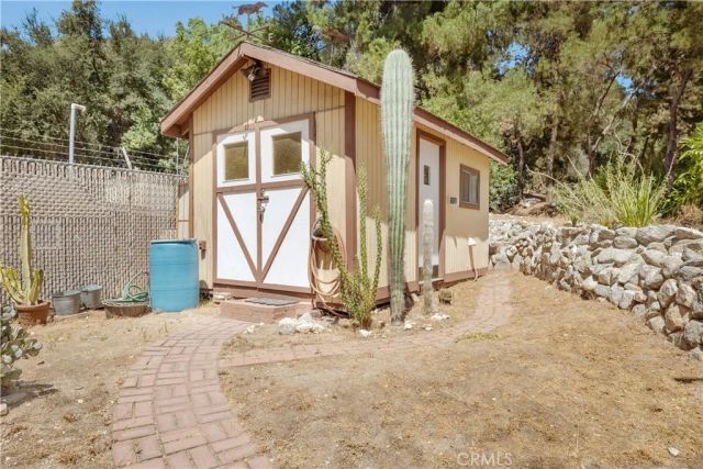 1830 Pasadena Glen Road, Pasadena, CA 91107