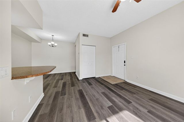 641 Cypress Lake Blvd E18, Pompano Beach, FL 33064