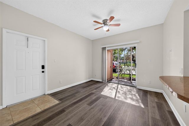 641 Cypress Lake Blvd E18, Pompano Beach, FL 33064