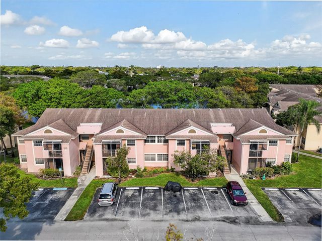 641 Cypress Lake Blvd E18, Pompano Beach, FL 33064