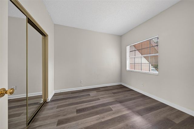 641 Cypress Lake Blvd E18, Pompano Beach, FL 33064