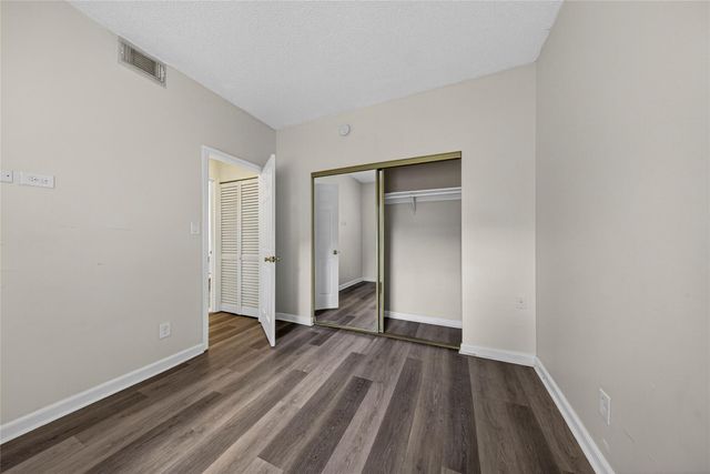 641 Cypress Lake Blvd E18, Pompano Beach, FL 33064