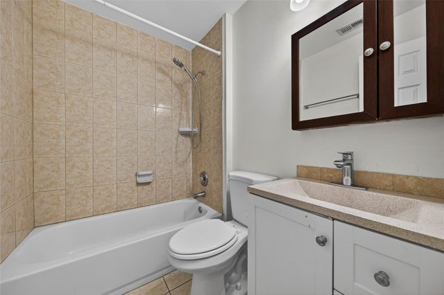 641 Cypress Lake Blvd E18, Pompano Beach, FL 33064