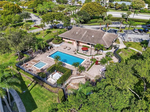 641 Cypress Lake Blvd E18, Pompano Beach, FL 33064