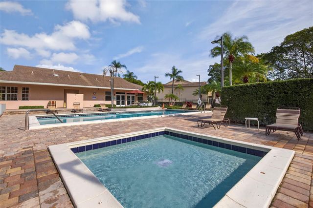 641 Cypress Lake Blvd E18, Pompano Beach, FL 33064