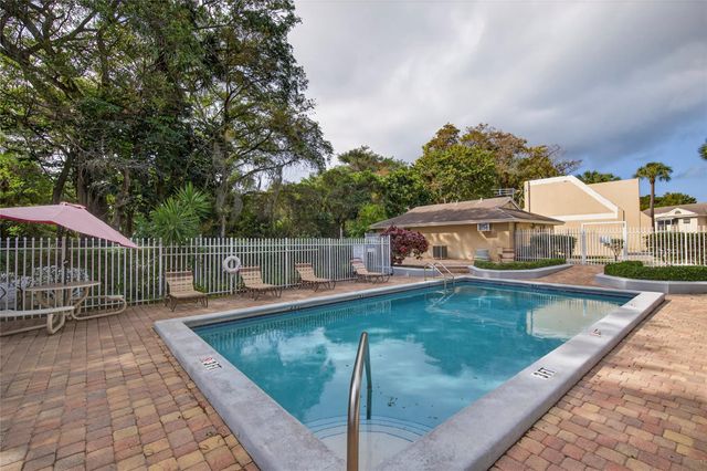 641 Cypress Lake Blvd E18, Pompano Beach, FL 33064