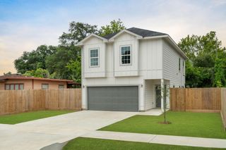 214 Owens Street, Houston, TX 77029