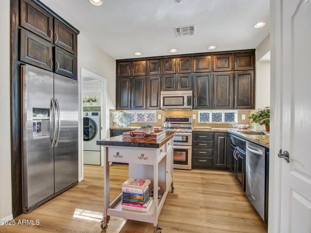 41322 N CLEAR CROSSING Court, Anthem, AZ 85086