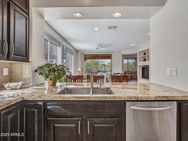 41322 N CLEAR CROSSING Court, Anthem, AZ 85086