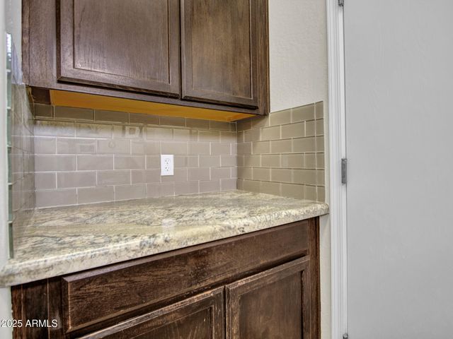 41322 N CLEAR CROSSING Court, Anthem, AZ 85086