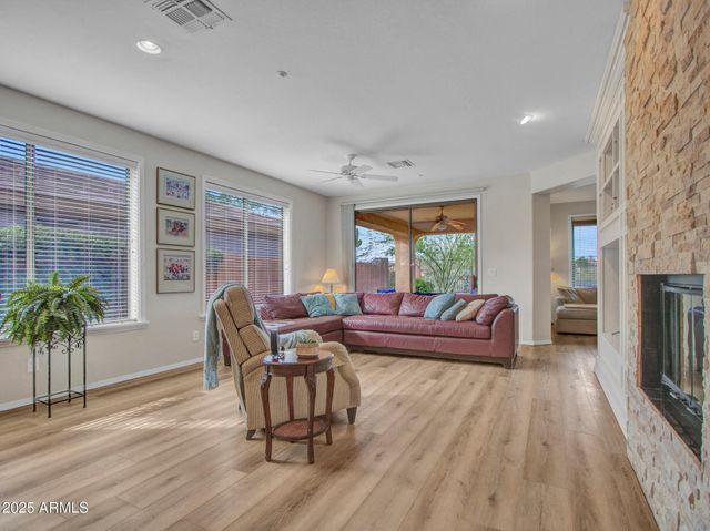 41322 N CLEAR CROSSING Court, Anthem, AZ 85086