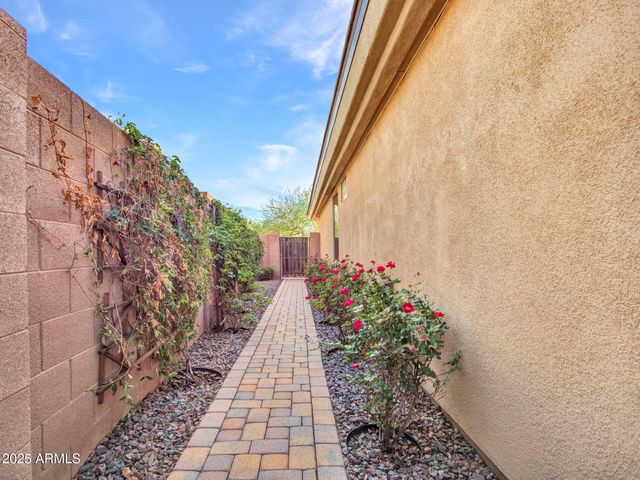 41322 N CLEAR CROSSING Court, Anthem, AZ 85086