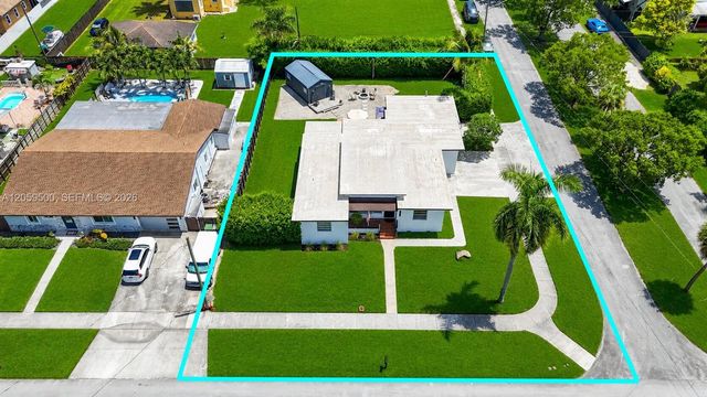 112 NE 17th Street, Homestead, FL 33030