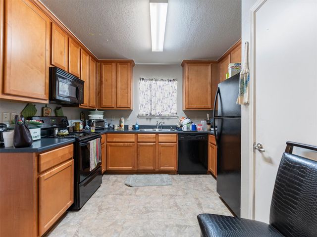 3004 Avenue D, Bay City, TX 77414