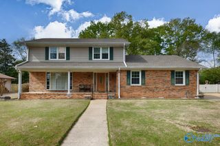 10133 Dunbarton Drive SE, Huntsville, AL 35803