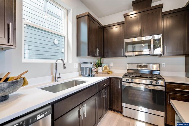 3685 SE 83rd Av, Hillsboro, OR 97123