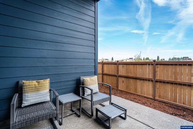 3685 SE 83rd Av, Hillsboro, OR 97123