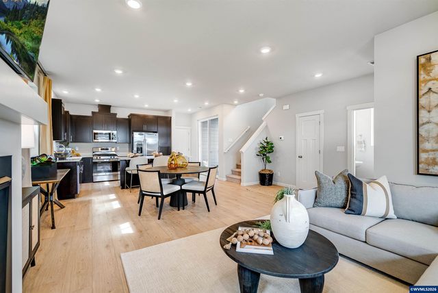 3685 SE 83rd Av, Hillsboro, OR 97123