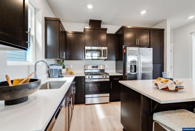 3685 SE 83rd Av, Hillsboro, OR 97123