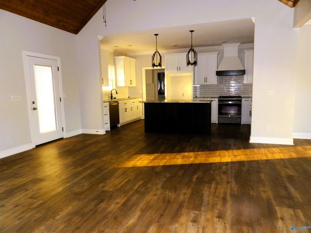 2251 County Road 91, Rogersville, AL 35652