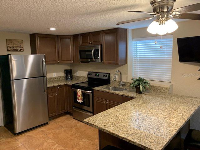 2512 MUSSELWHITE AVENUE 3, Orlando, FL 32804