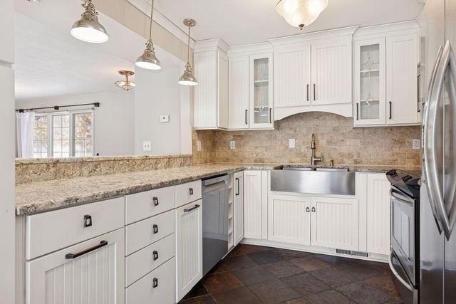 2024 Crosby Road, Wayzata, MN 55391