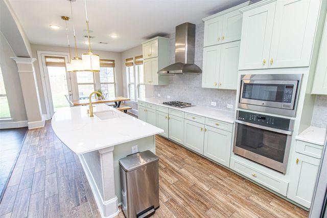 9723 Lauren Briar Lane, Humble, TX 77396