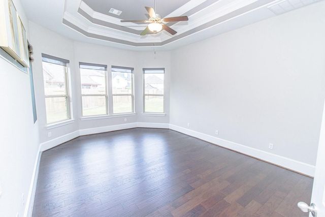 9723 Lauren Briar Lane, Humble, TX 77396