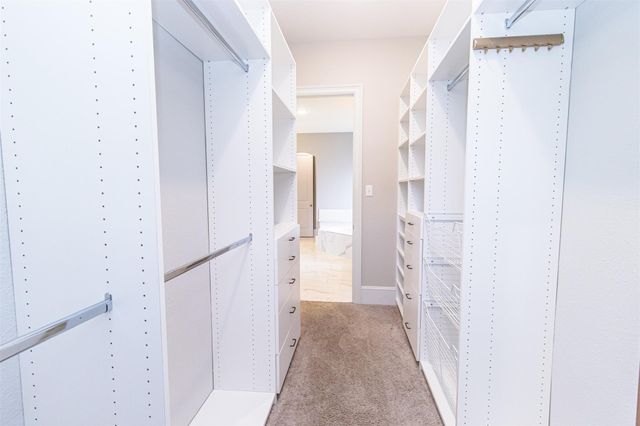 9723 Lauren Briar Lane, Humble, TX 77396