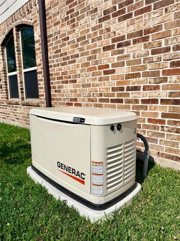 9723 Lauren Briar Lane, Humble, TX 77396