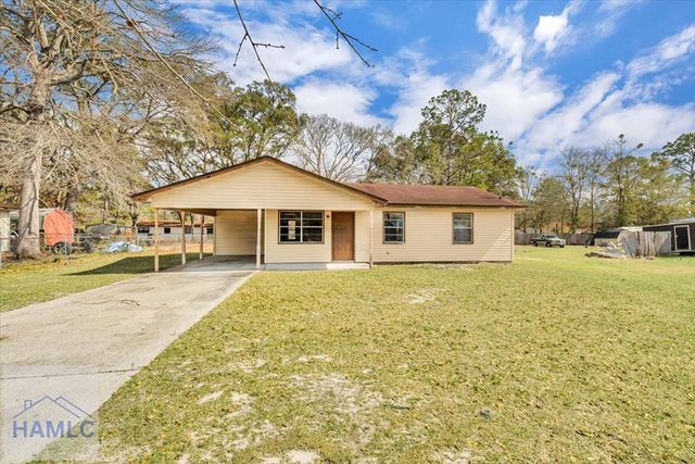 1108 Mary Ann Drive, Hinesville, GA 31313